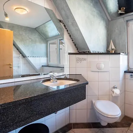 Falkenturm Apartment *